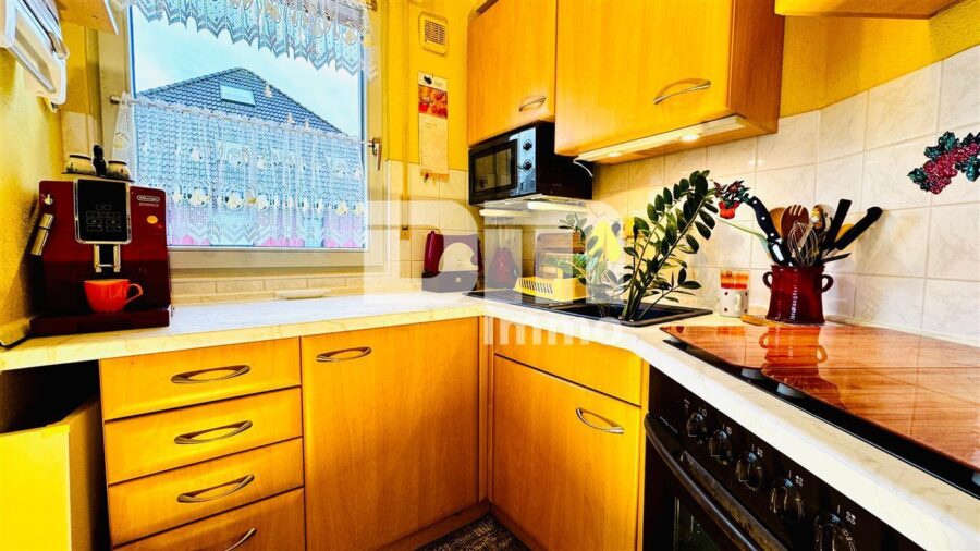 Schöne Eigentumswohnung in gefragter Wohnlage mit Balkon / Tiefgarage und Parkanlage - Küche